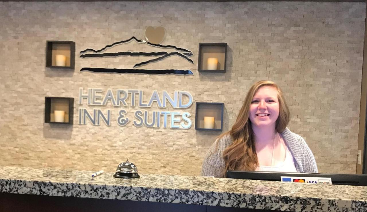 Heartland Inn And Suites Wheatland Exterior foto